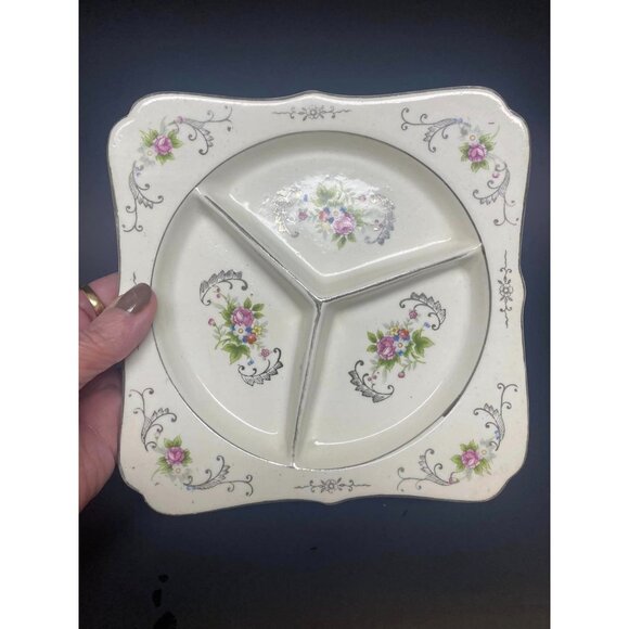 Vintage Japanese Floral Porcelain Divided Candy Mint Nut Dish Plate - Picture 2 of 4